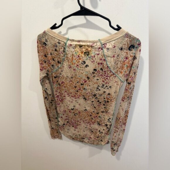 EUC- FREE PEOPLE LONG SLEEVE - Picture 3 of 5